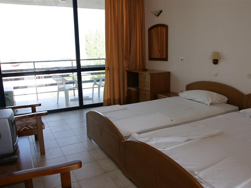 Nasos Hotel & Resort Moraḯtika Exteriér fotografie